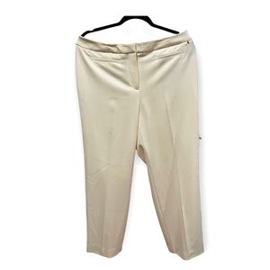 NWT Liz Claiborne Stretch Audra Women’s Ivory Pants Size Petite 12